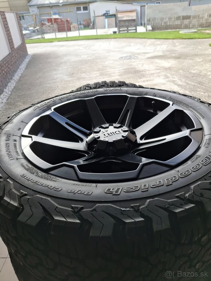 DIRT AT 20˝ disky + pneumatiky