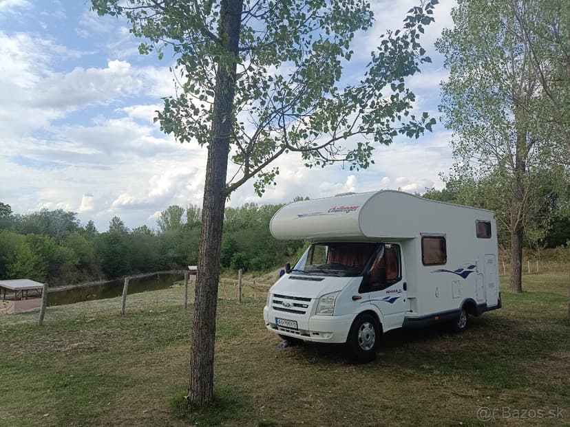 Predám Autokaravan Ford Transit 2.2 TDCi