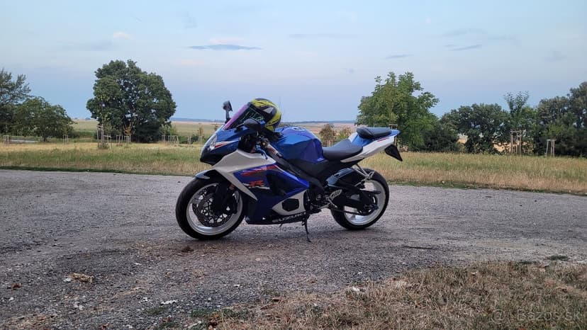 Suzuki Gsxr 1000 k8