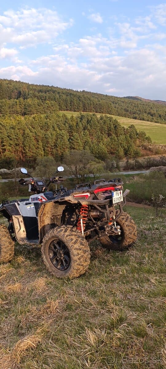 Polaris sportsman XP 1000s