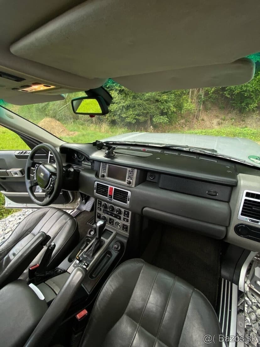 Land Rover Range Rover Vogue 4.4i V8 L322