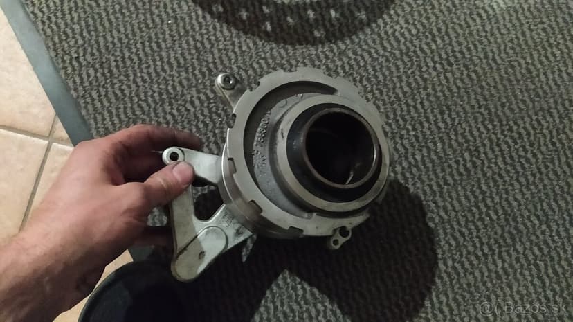 Ducati panigale v4 náboj