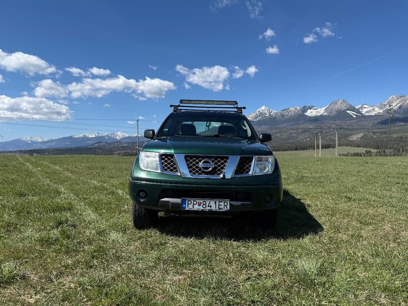 Nissan Navara 2.5 dCi 128kW 2006 vyvarené šasi