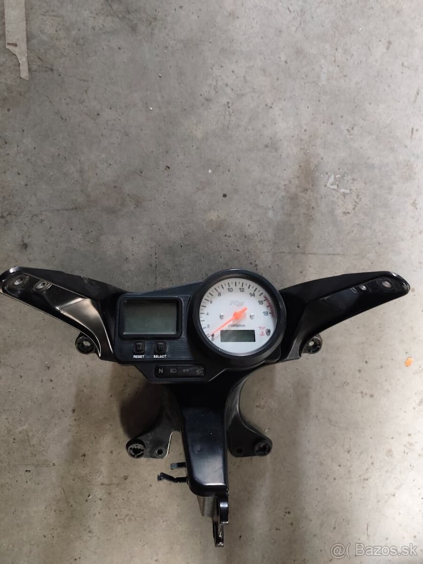 Yamaha r6 náhradné diely
