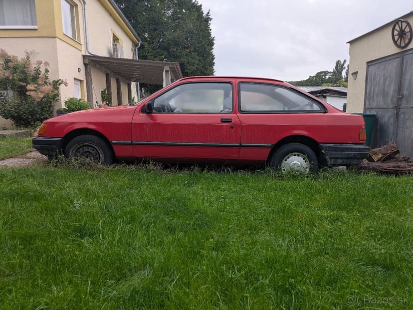 Ford Sierra CL 2.0 OHC (1990) – bez korózie, vhodná na renov