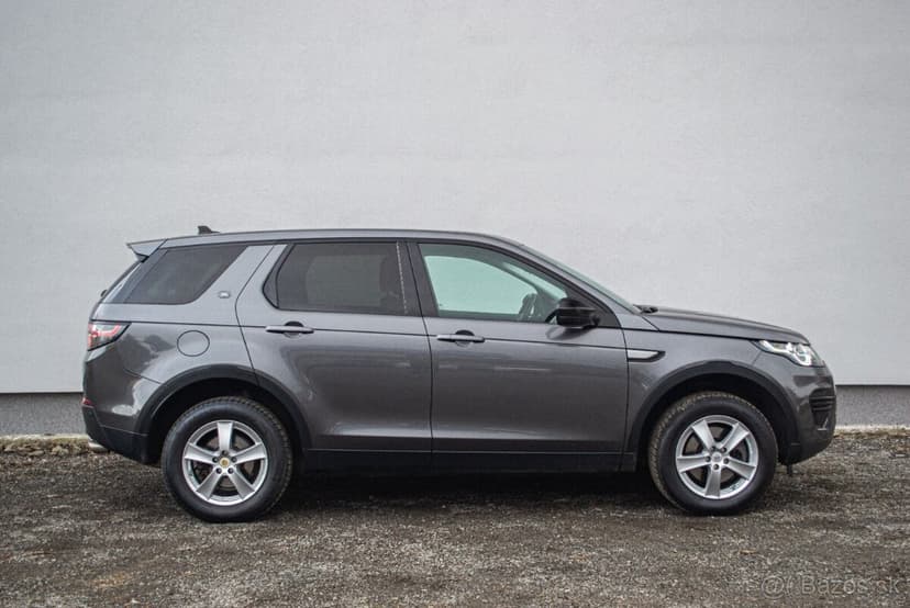 Land Rover Discovery Sport 2.0L TD4 SE AT