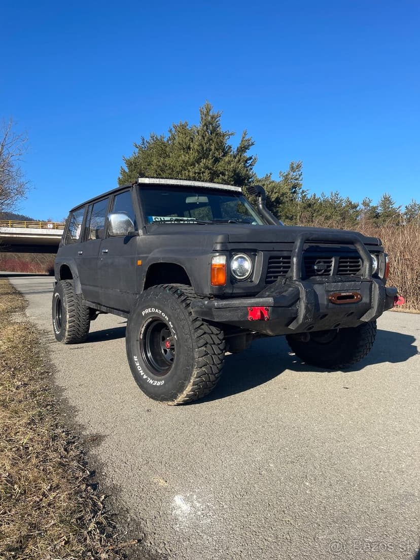 Nissan Patrol y60