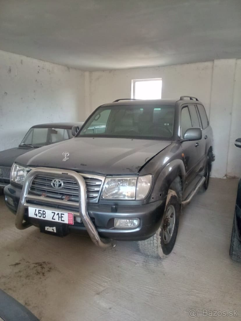 Predám Toyota land cruiser 100,4,2d