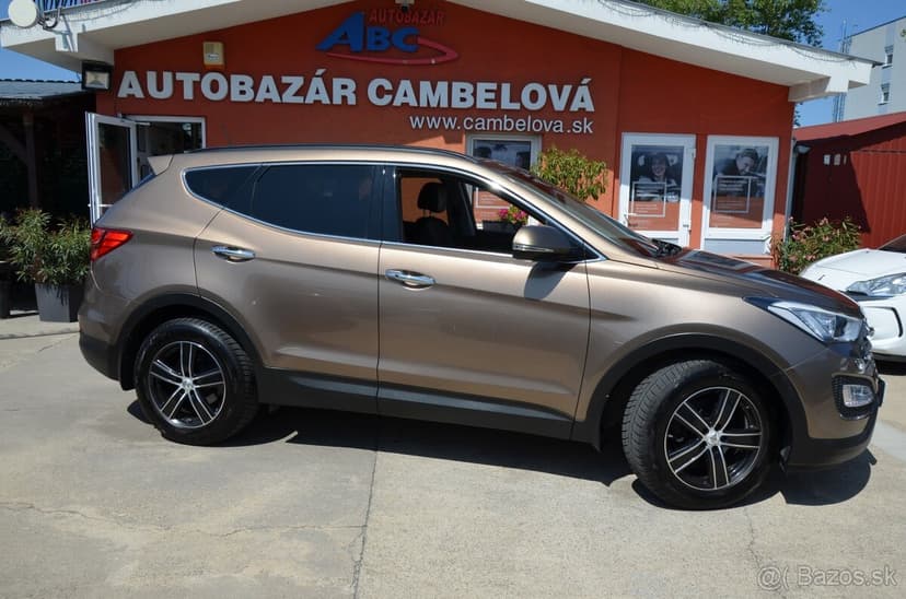 Hyundai Santa Fe 2,2 CRDi PREMIUM 4x4 AT6 145KW