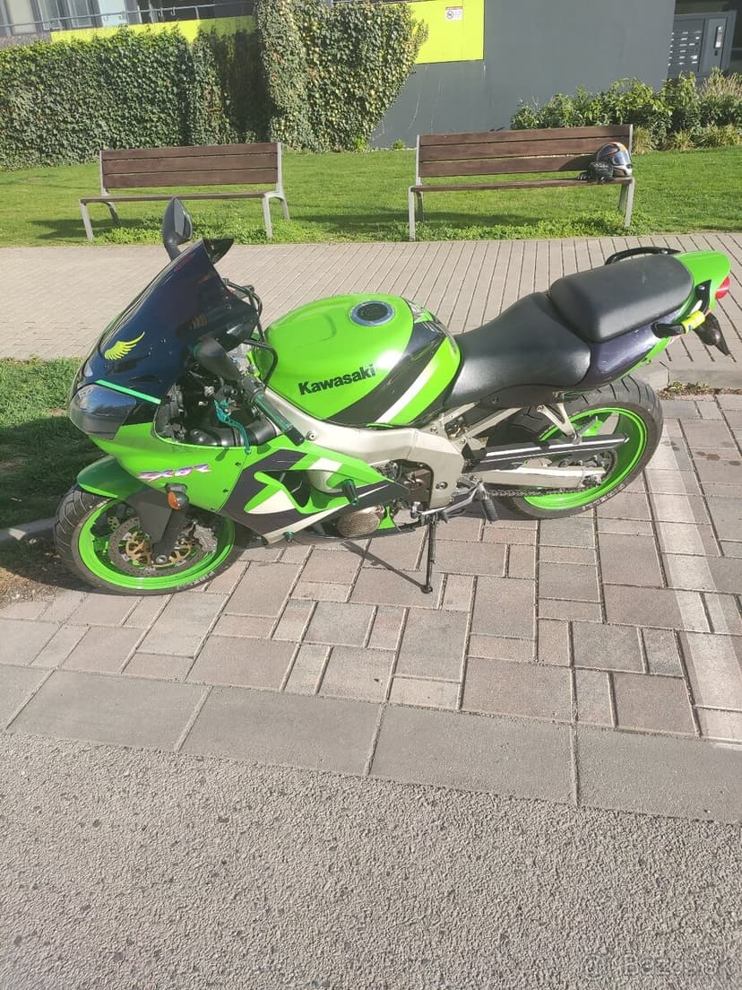 Kawasaki ninja zx6r
