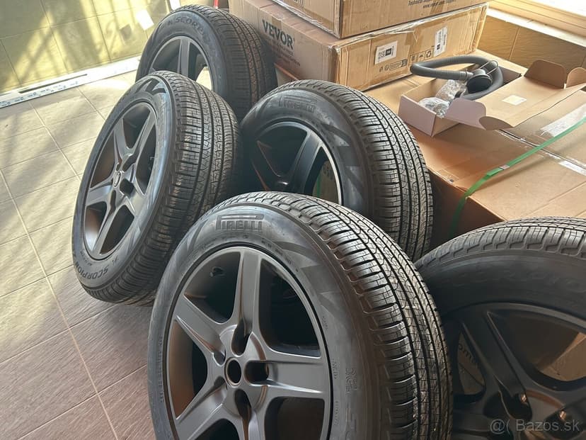 Hliníkové disky Land Rover Defender L663 - 255/60 R20