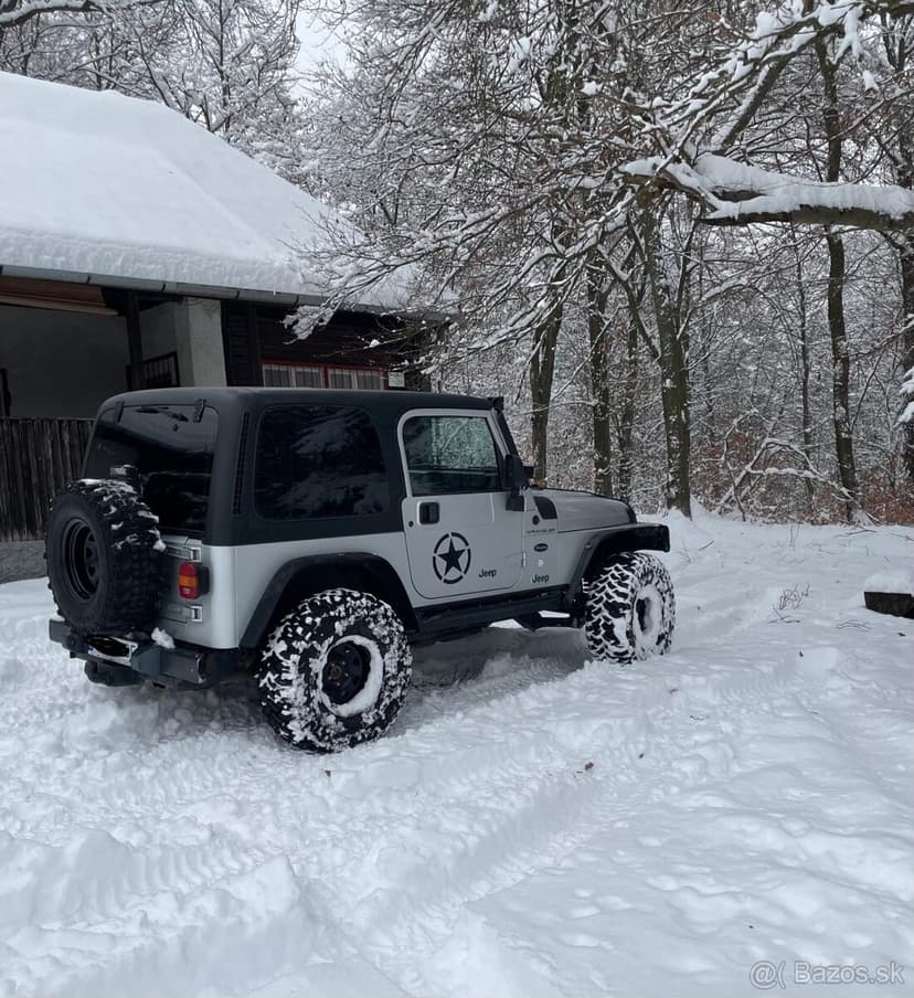 predám Jeep Wrangler r.v. 2004/87kW/2464cm3