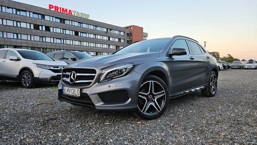 Mercedes-Benz GLA 220 d 4MATIC