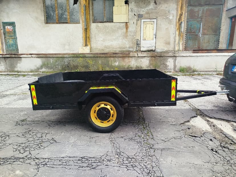 prívesný vozík / vlečku bez tp a špz Š-150 V-30cm D-200cm