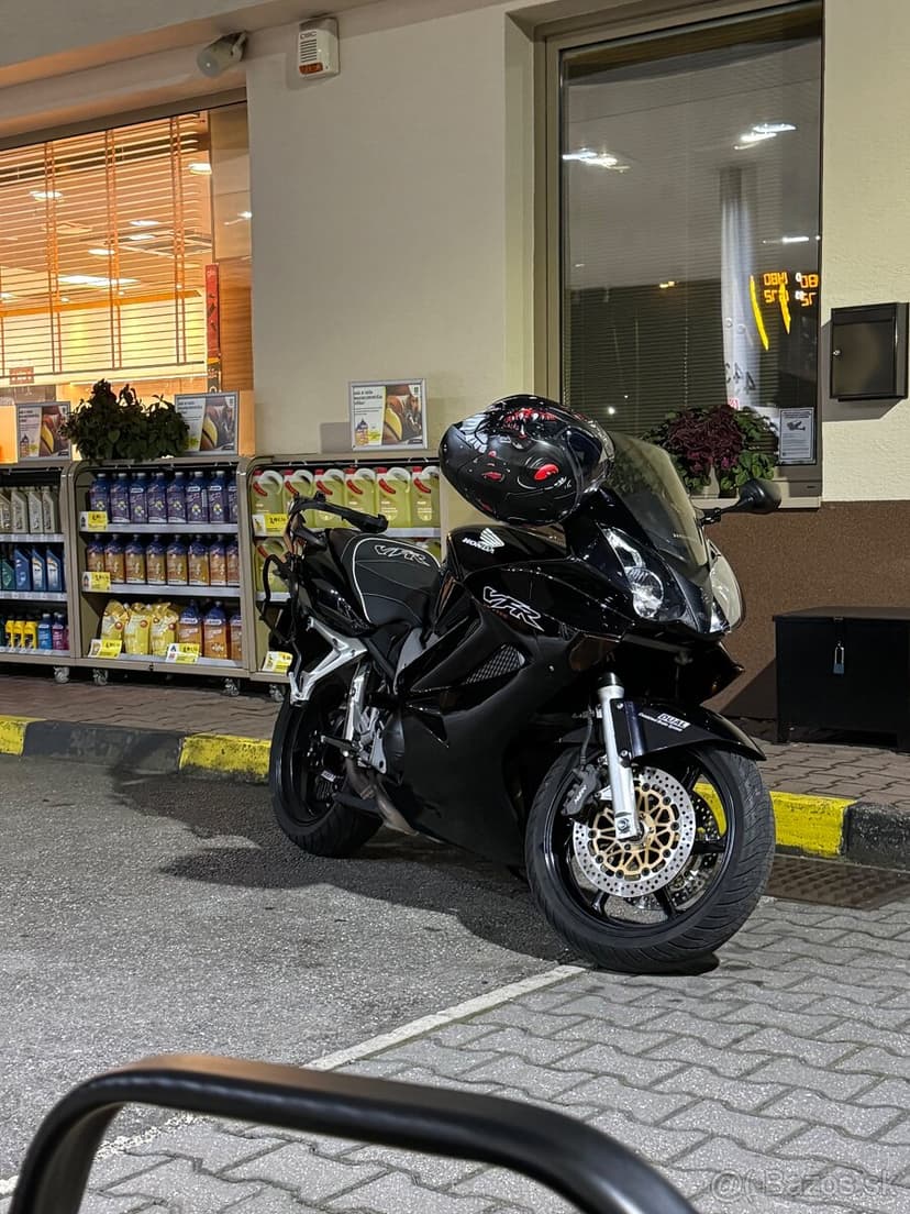 Honda VFR 800