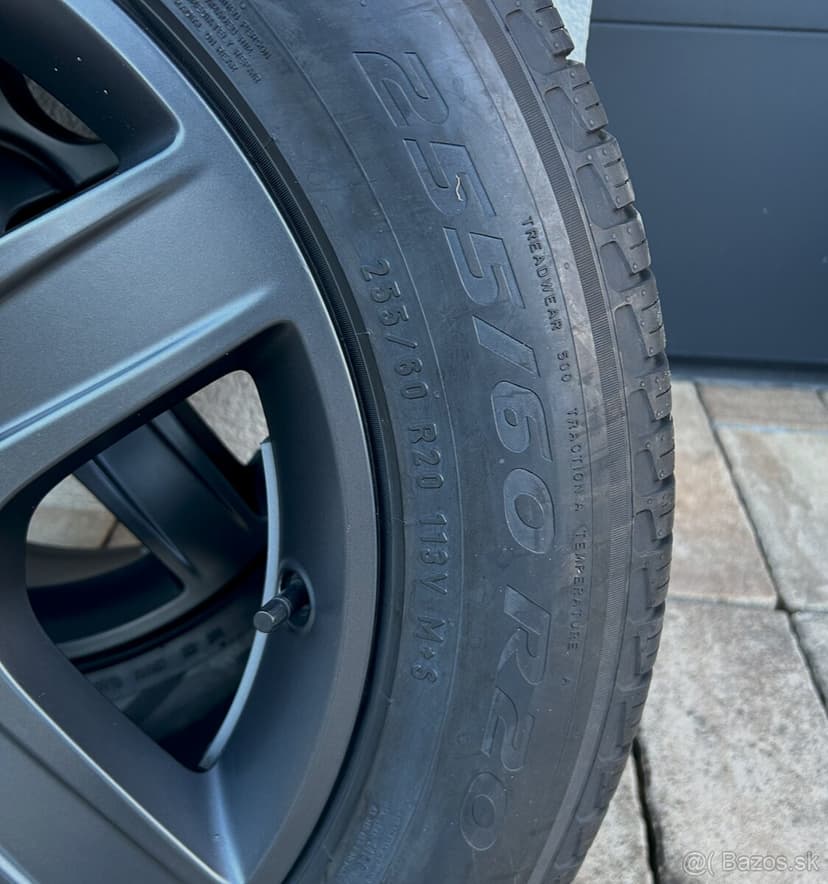 20" disky s pneumatikami Land Rover Defender