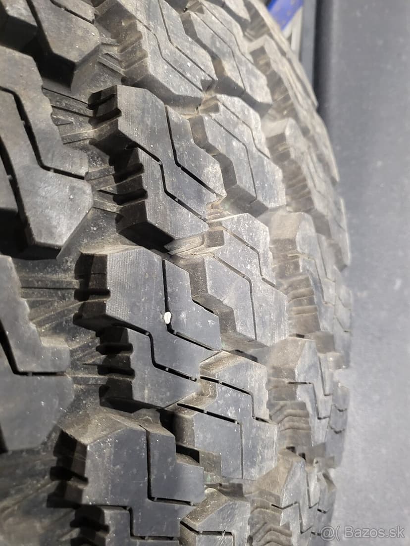 °IIIIIII° Goodyear Wrangler 255/75/17