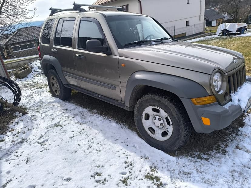 Jeep Cherokee KJ 2.8crdi 120kW 5st automat