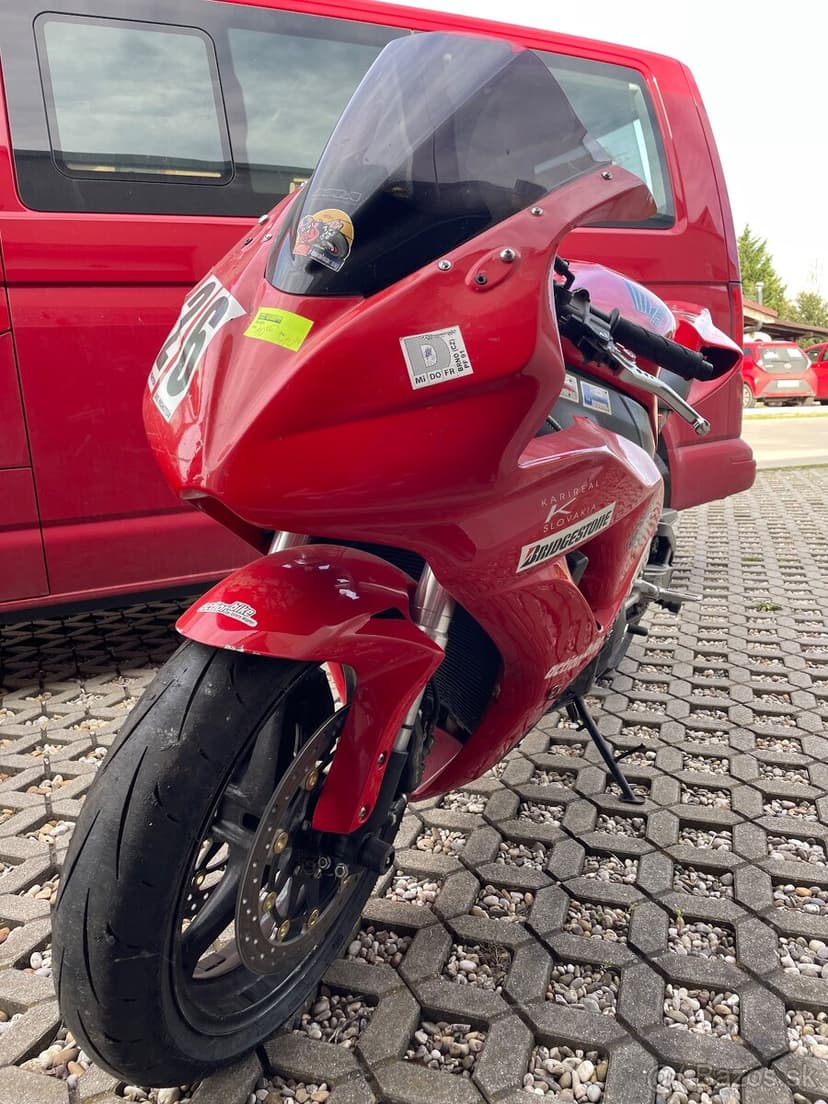 Honda CBR1000RR na OKRUH