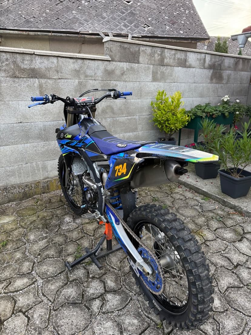 Predám Yamaha yz250f 2017