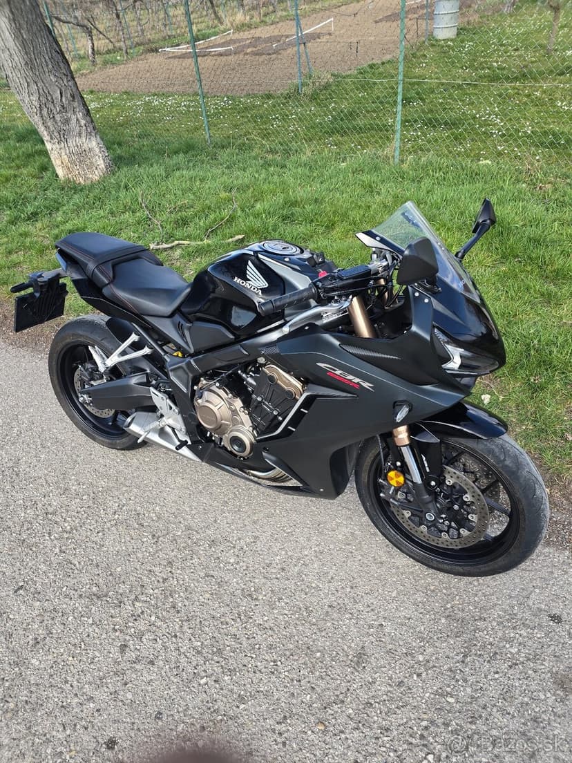 Honda CBR 650R