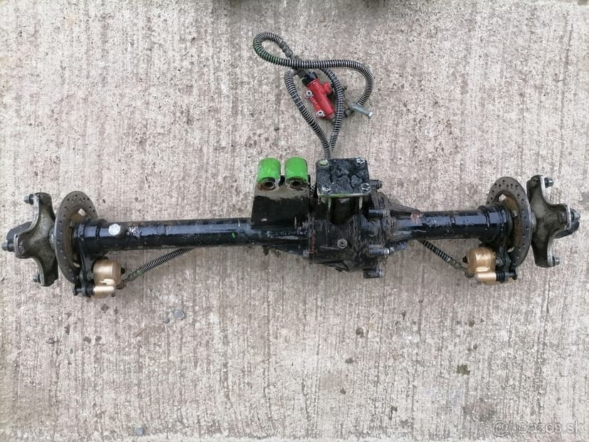 Predám zadnú nápravu na ATV