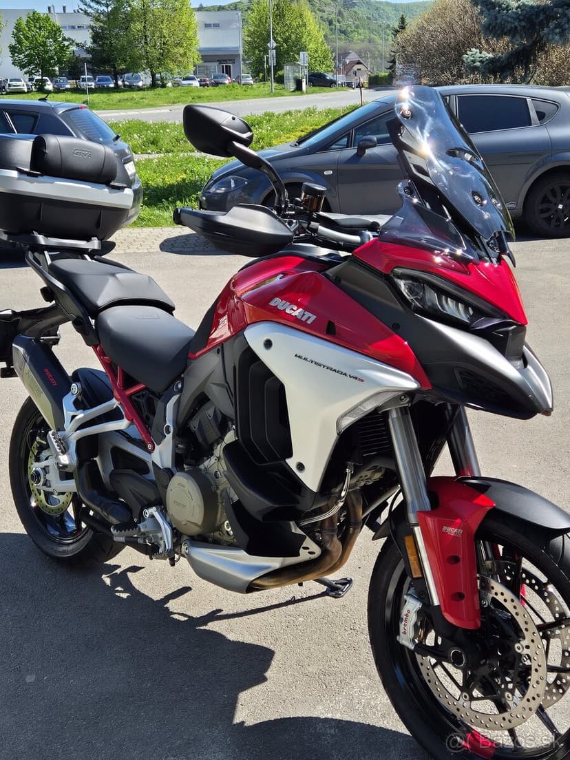 Ducati multistrada v4s