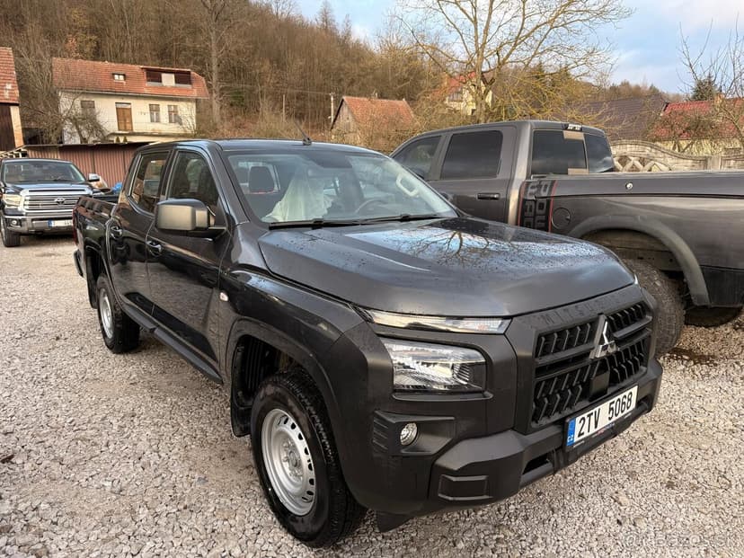 2026 Mitsubishi L200 2,4 benzin manual Predvadzacka DPH