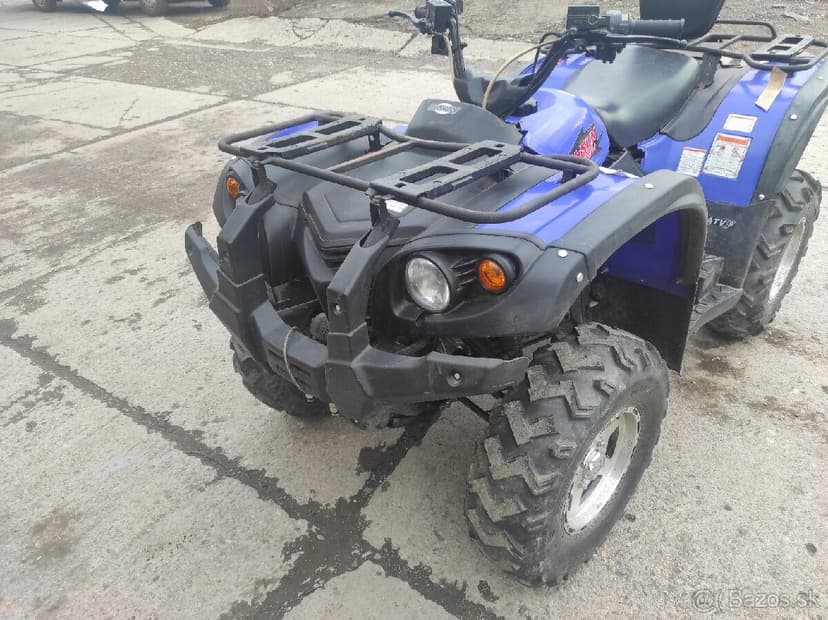 ATV Hisun 500 komplet  ale bez motora