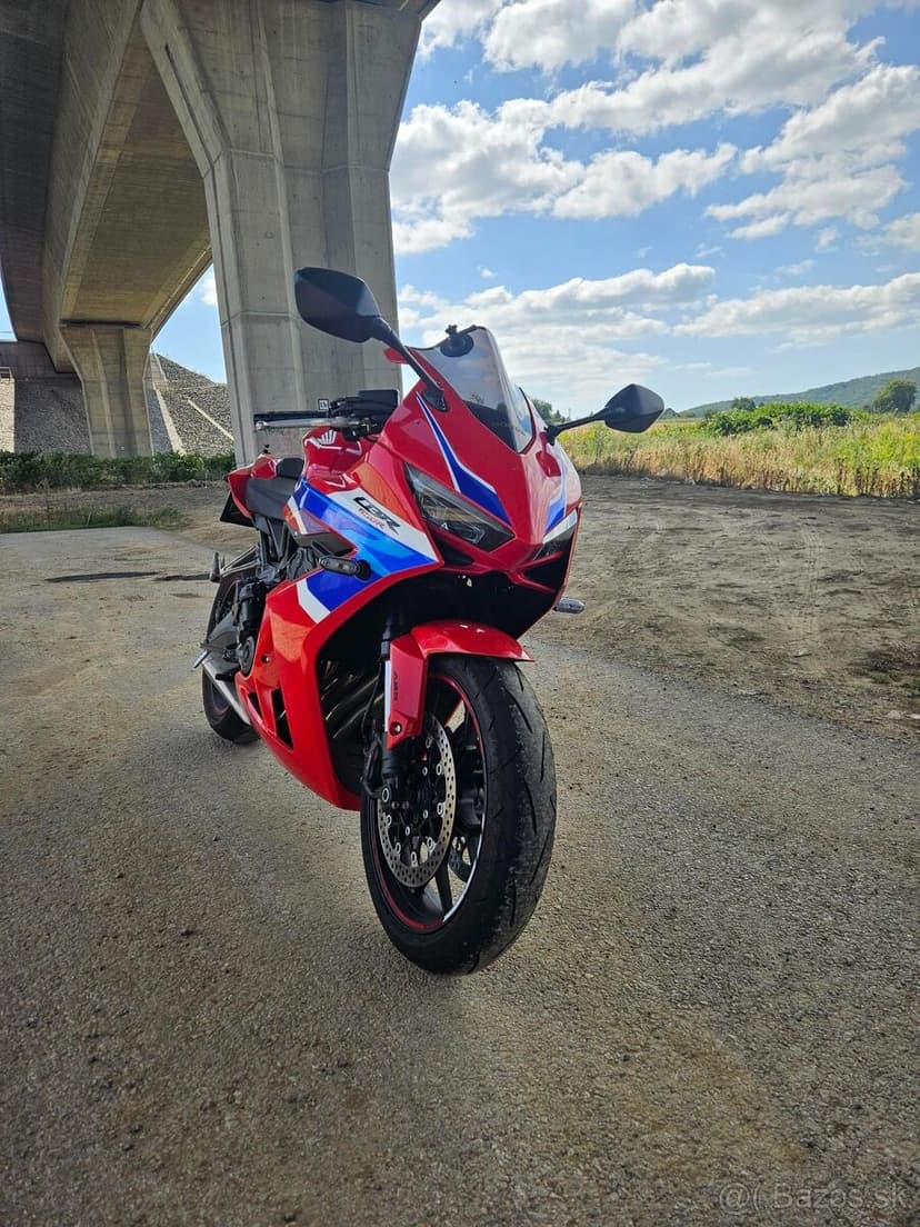 Honda CBR 650R