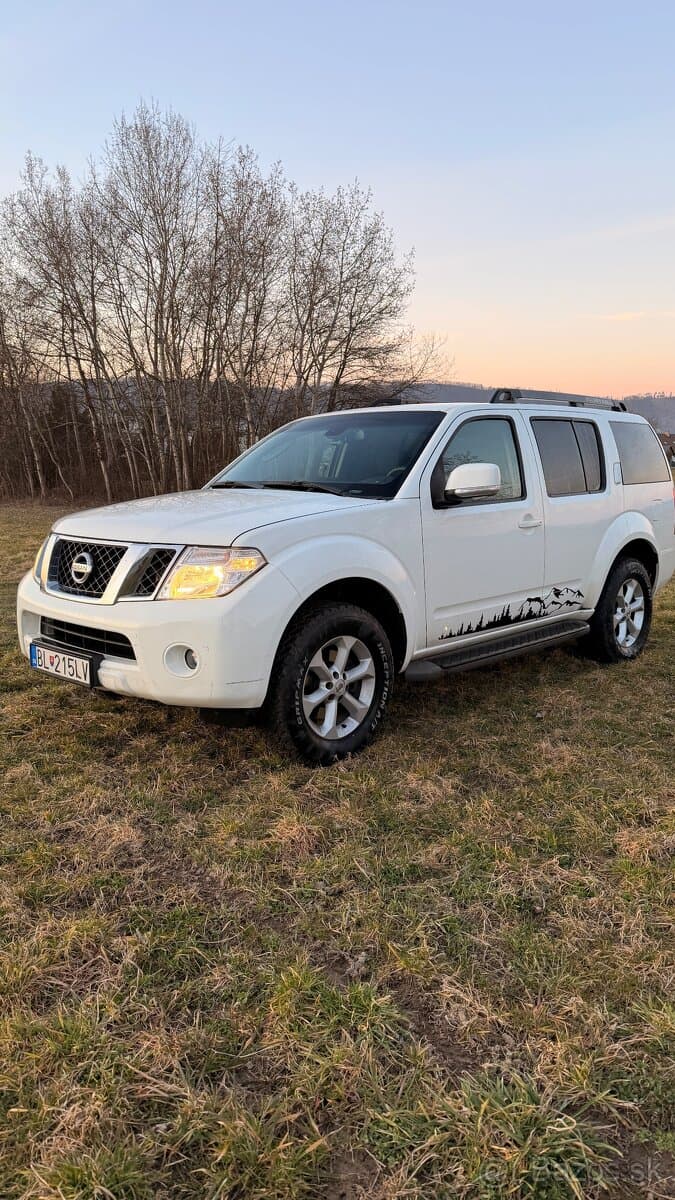 nissan pathfinder