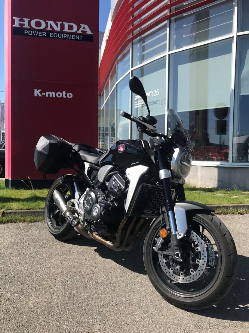 Honda CB1000R+