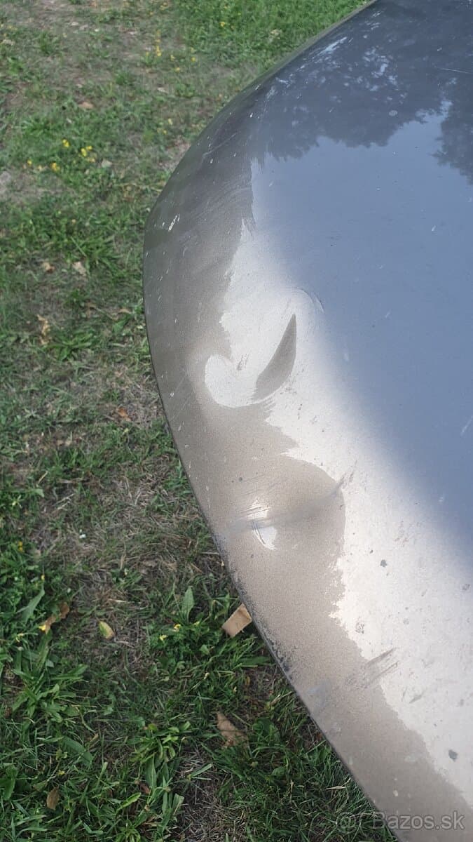 Kapota Land Rover Discovery 4