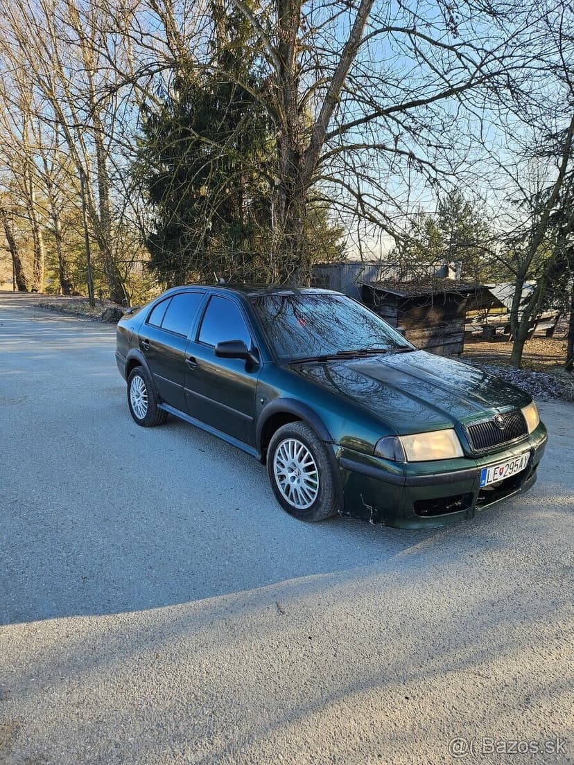 Skoda octavia 1.9 tdi 81kw 2001 Nová stk