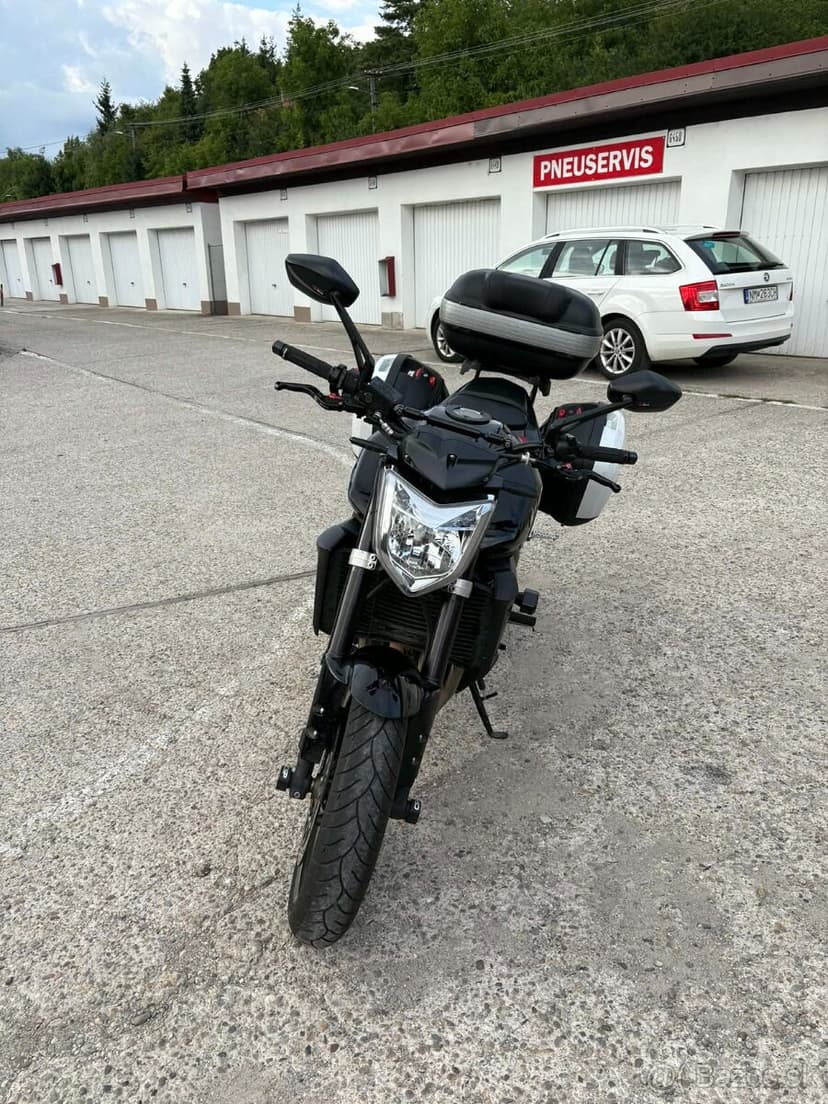 Yamaha FZ1 N 2011 27 300 Km