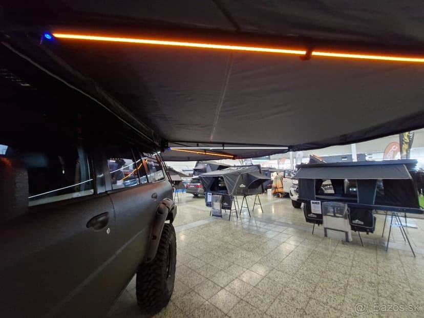 Samonosna 270° XL markiza