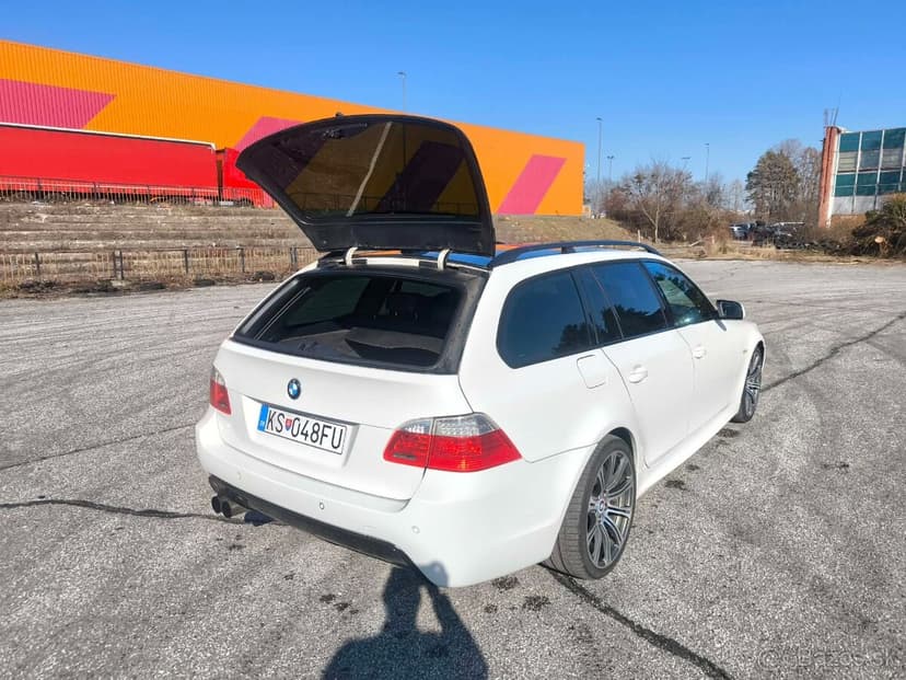 Predám BMW e61 525d touring