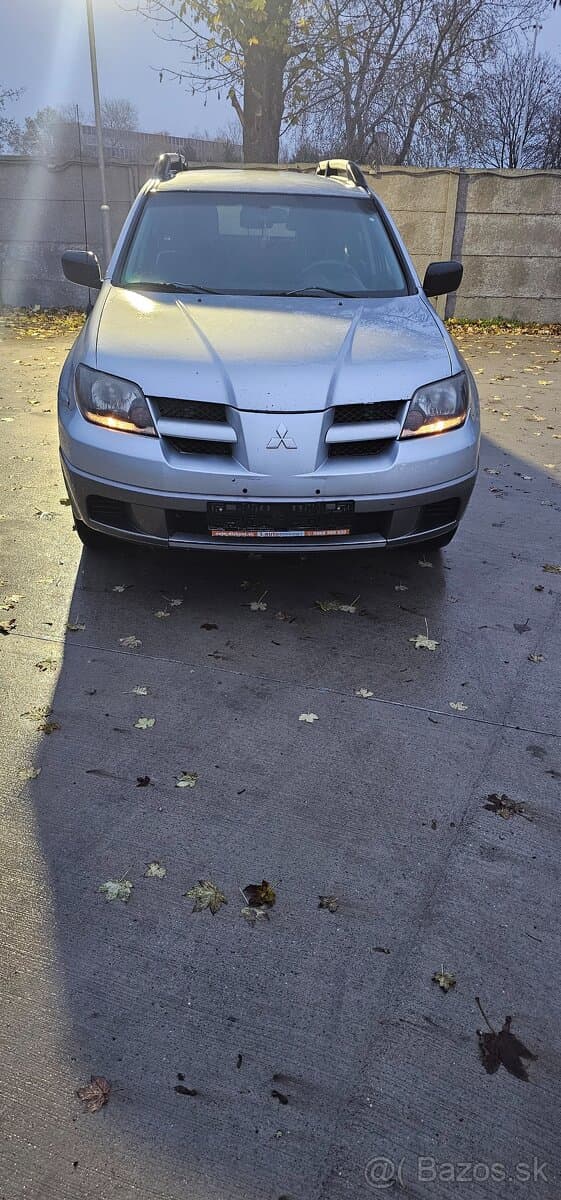 Mitsubishi outlander  4x4 2.3benzin 118kw (160Ps) LPG