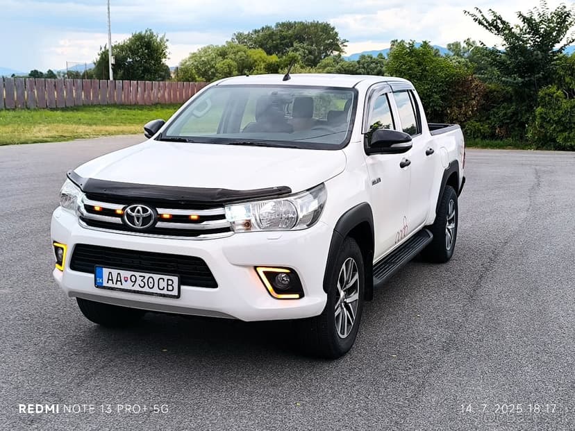 Toyota Hilux 2.4D 110kw - 150HP.Manuál 6st.125xxx km