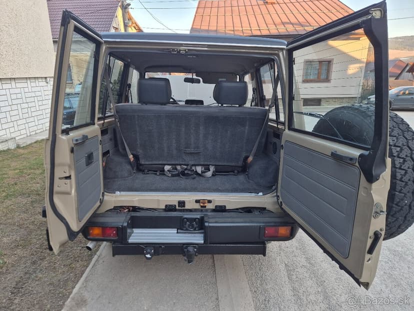 TOYOTA LAND CRUISER 2.4 TDI