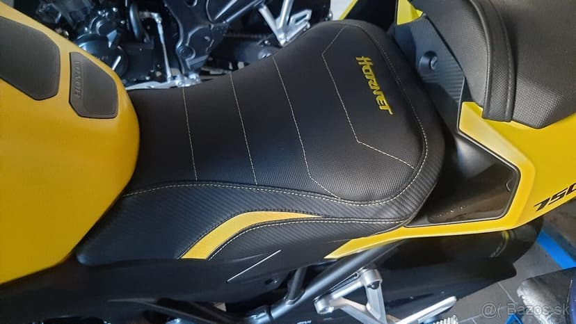 Predám poťah na sedadlo na Honda CB750 Hornet