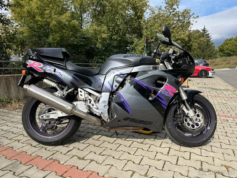 Suzuki GSXR 1100, Suzuki GSX-R 1100