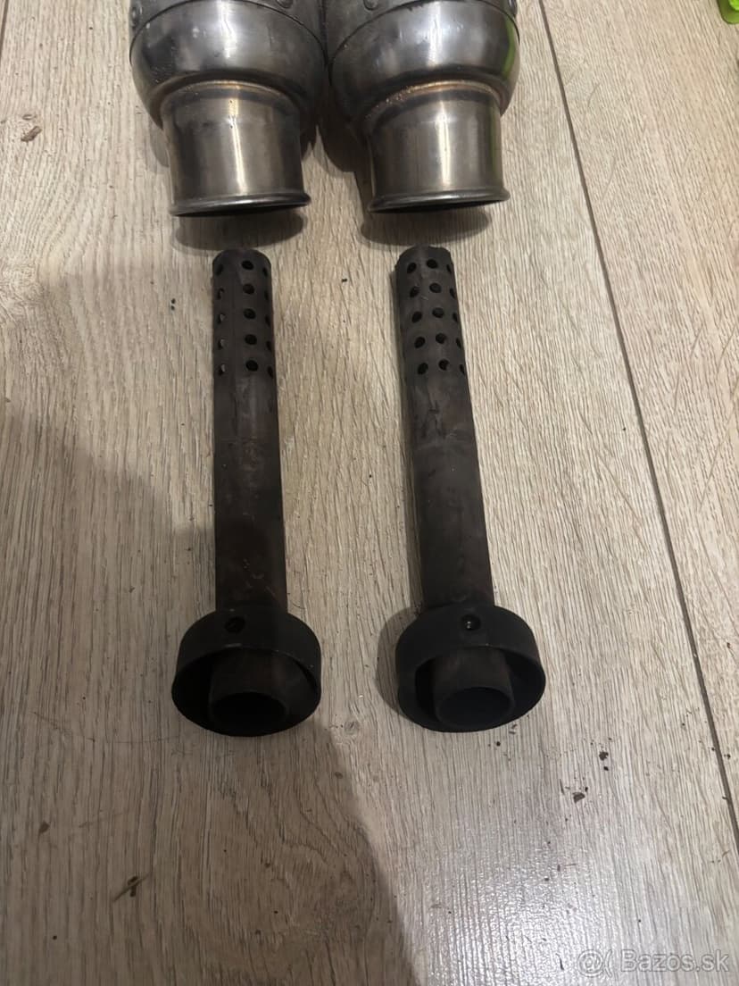 Ladeny vyfuk pod sedlo na Honda CBR 600RR 1000RR Kawa Zx6R