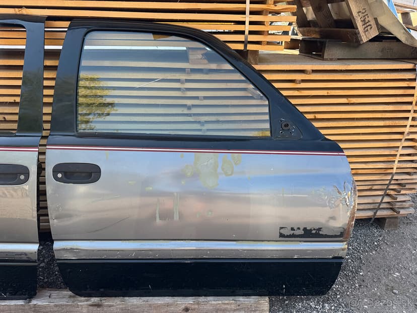 PŘEDNÍ DVEŘE – DODGE RAM 2.generace 1994-2002