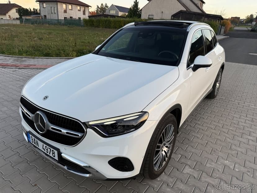 2022 Predám MERCEDES-BENZ GLC 220d 4-MATIC 145kw r.v.12/2022