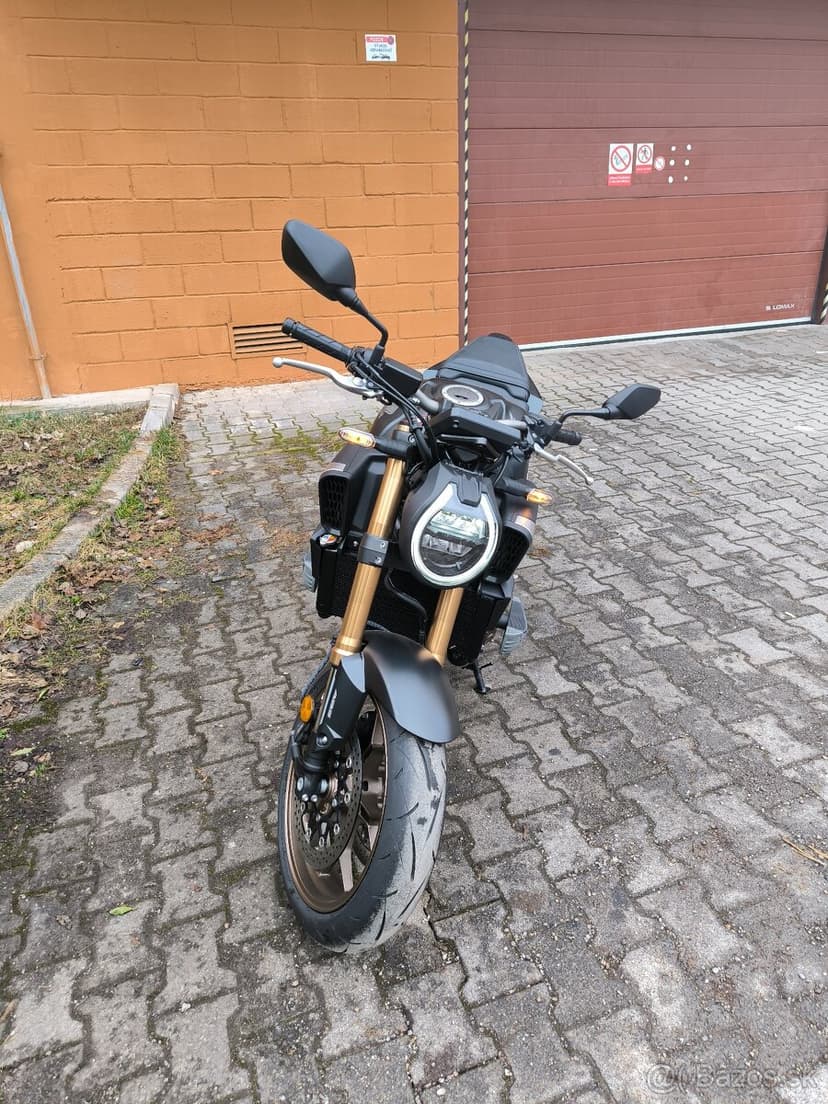 Honda CB 650R e-clutch