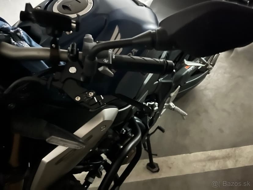 🏁 HONDA CB650RA (Neo Sports Café)