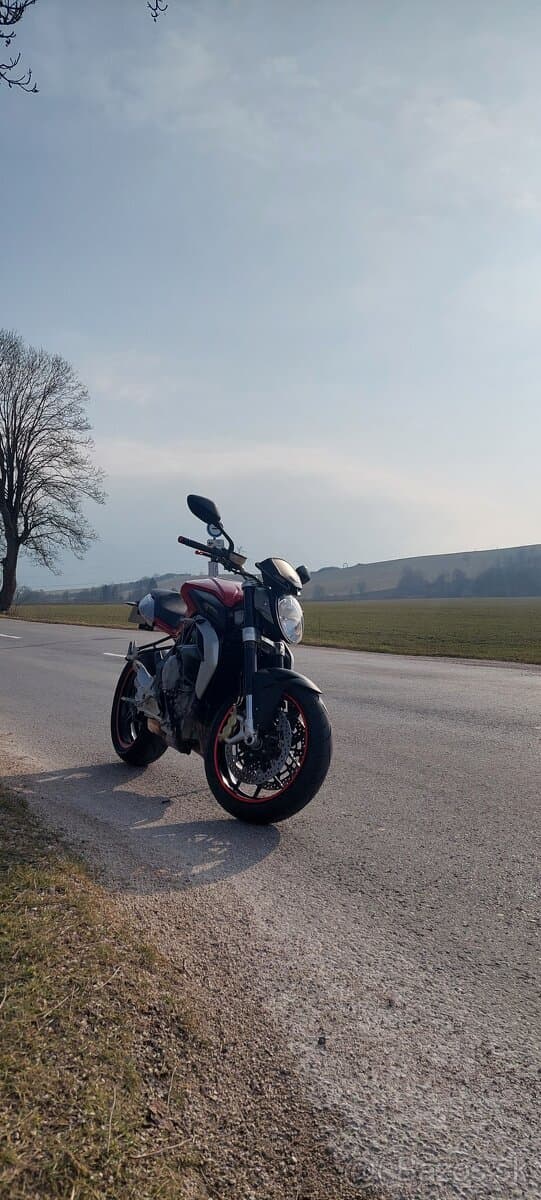 Predám,vymením MV AGUSTA BRUTALE 800