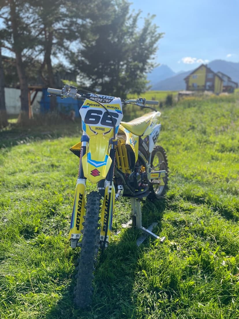 Suzuki RM 125