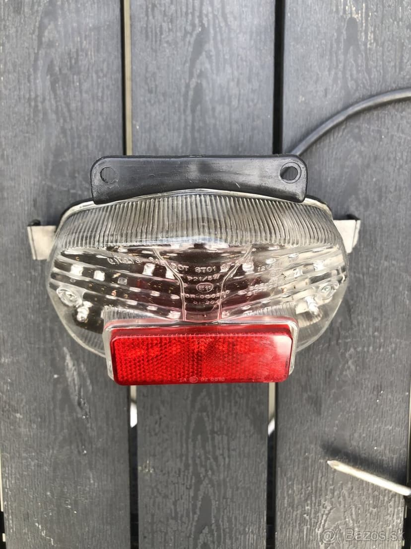 Zadné LED svetlo Suzuki GSXR 01-03